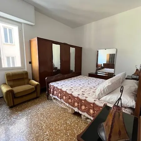 Casa Gerry, A Due Passi Dal Mare Apartamento Savona